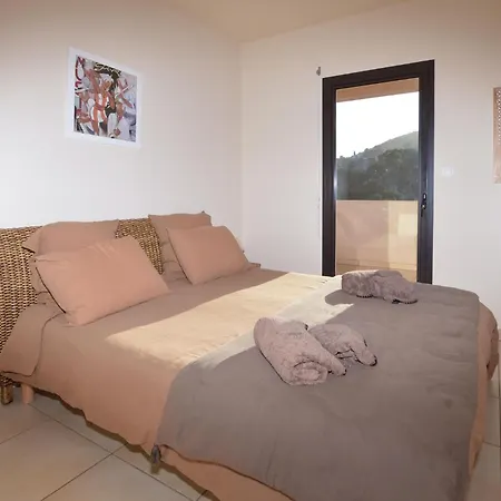 4 Bedroom Stunning In *