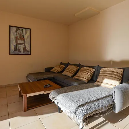 4 Bedroom Stunning In