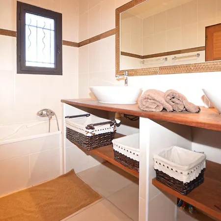 Holiday home In With Wi-fi *