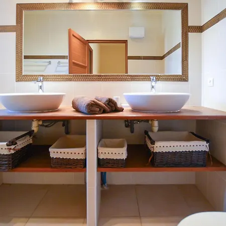 Holiday home In With Wi-fi *