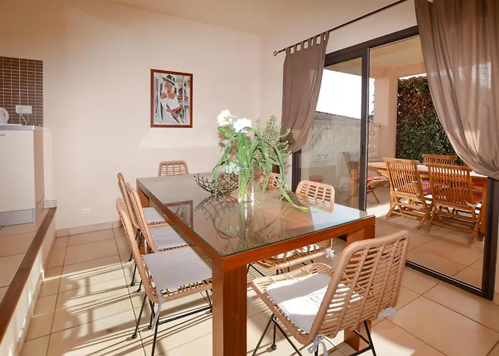 In With Wi-fi * Sagone (Corsica)